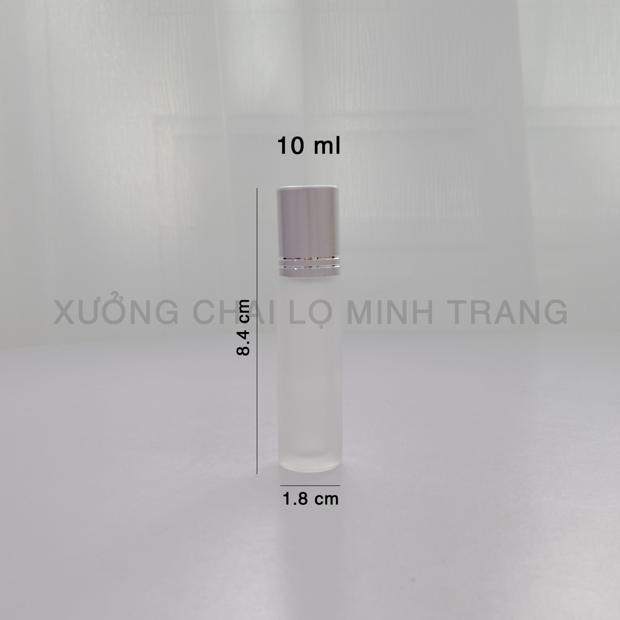chai-nuoc-hoa-tron-2