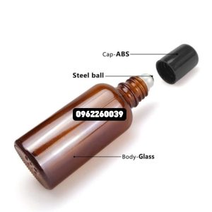 chai-tinh-dau-bi-lan-nau-den