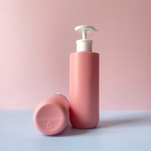 Chai HDPE Hồng Vai ngang đáy bầu nắp dẹp trắng