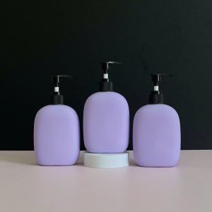 Chai HDPE thân tròn tím vòi nhấn sóng 300ml