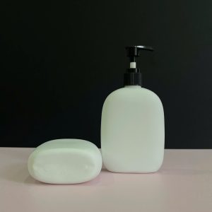 Chai HDPE thân tròn trắng vòi nhấn sóng