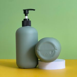 Chai HDPE xanh đậm vòi nhấn sóng