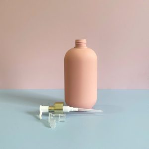 Chai HDPE hồng hình trụ vòi nhấn kẹp trắng